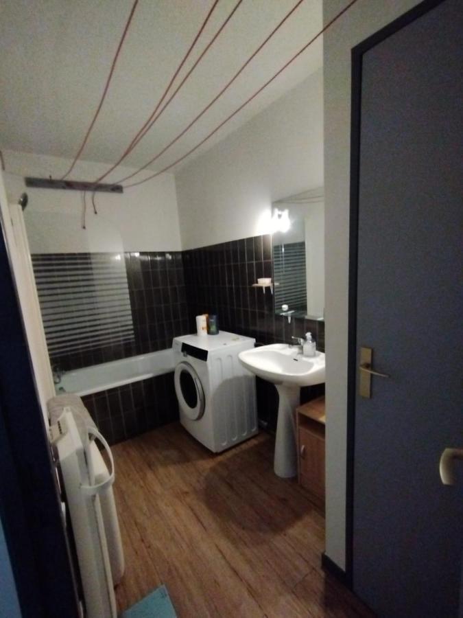 Apartamento Agradable Tarbes Exterior foto